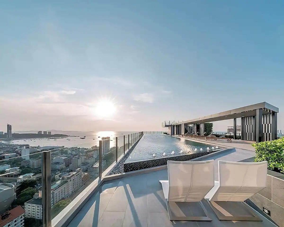Central Pattaya - Sea View Large Balcony Condo With Infinity Pool 外观 照片