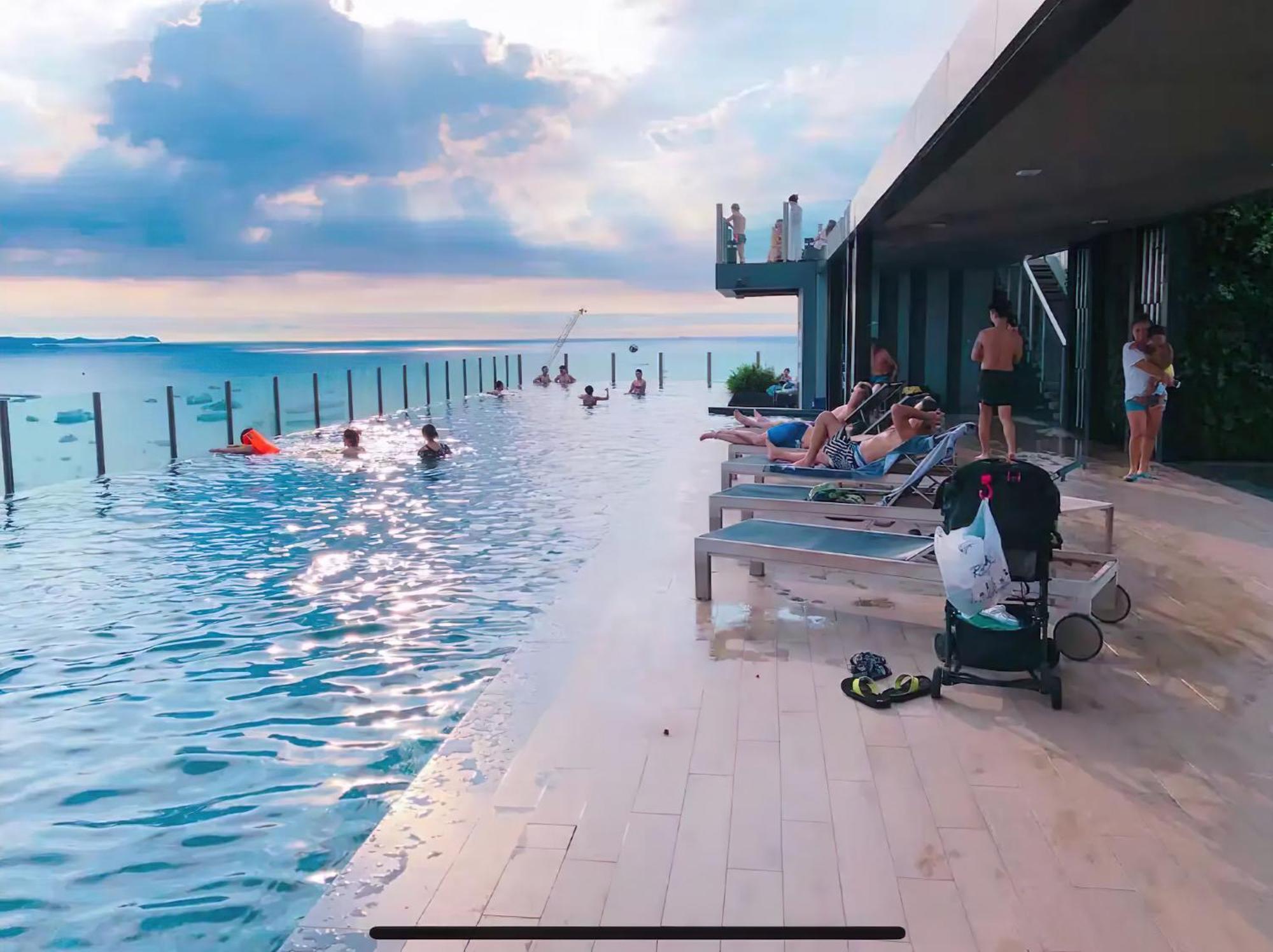 Central Pattaya - Sea View Large Balcony Condo With Infinity Pool 外观 照片