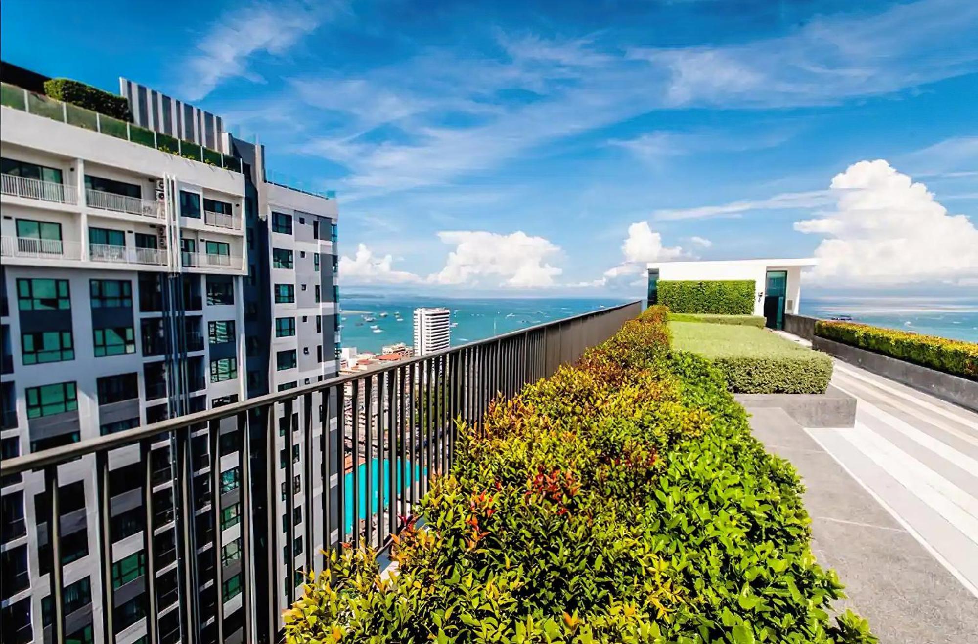 Central Pattaya - Sea View Large Balcony Condo With Infinity Pool 外观 照片